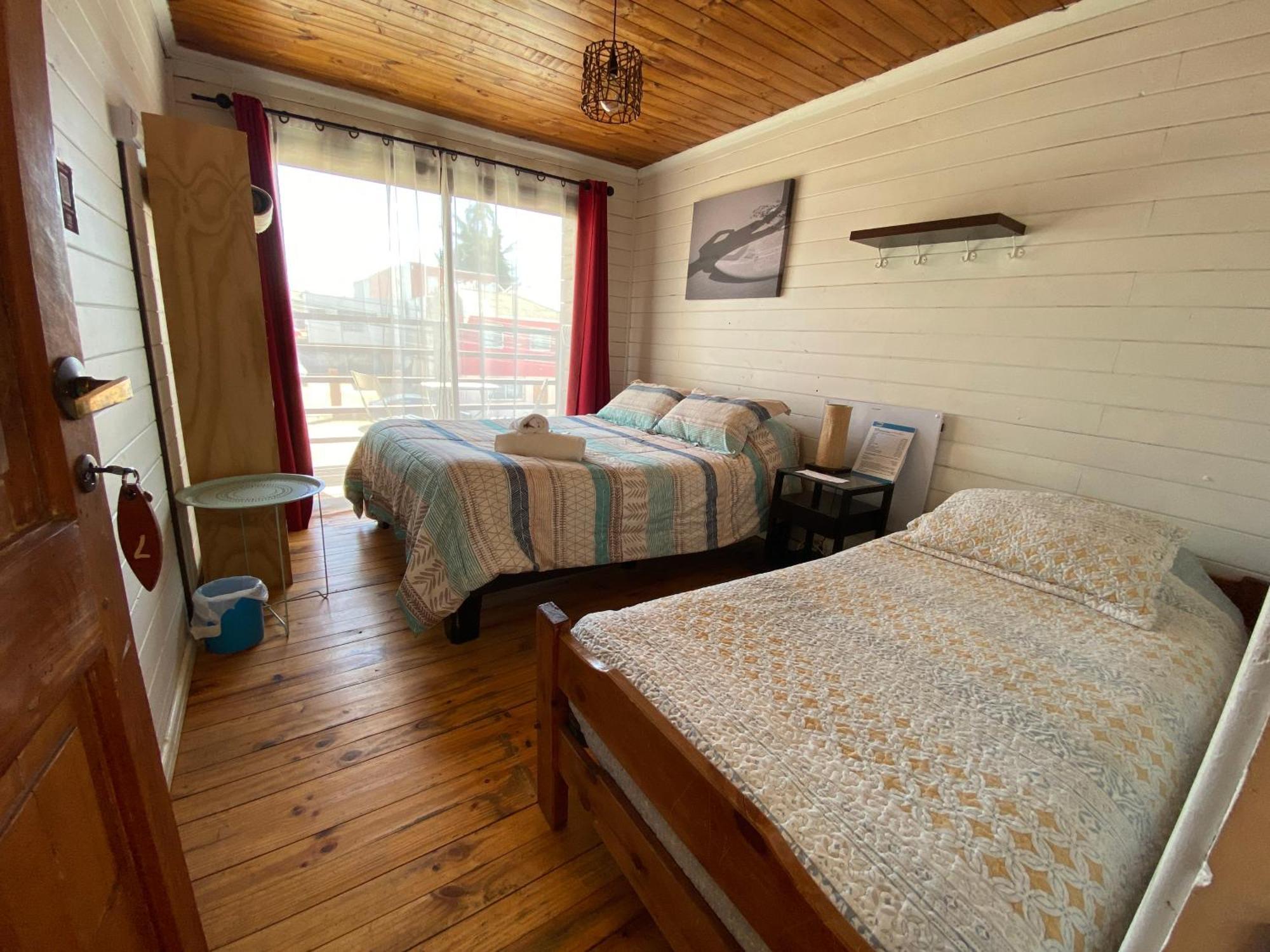 Hostel Moreno ピチレム エクステリア 写真