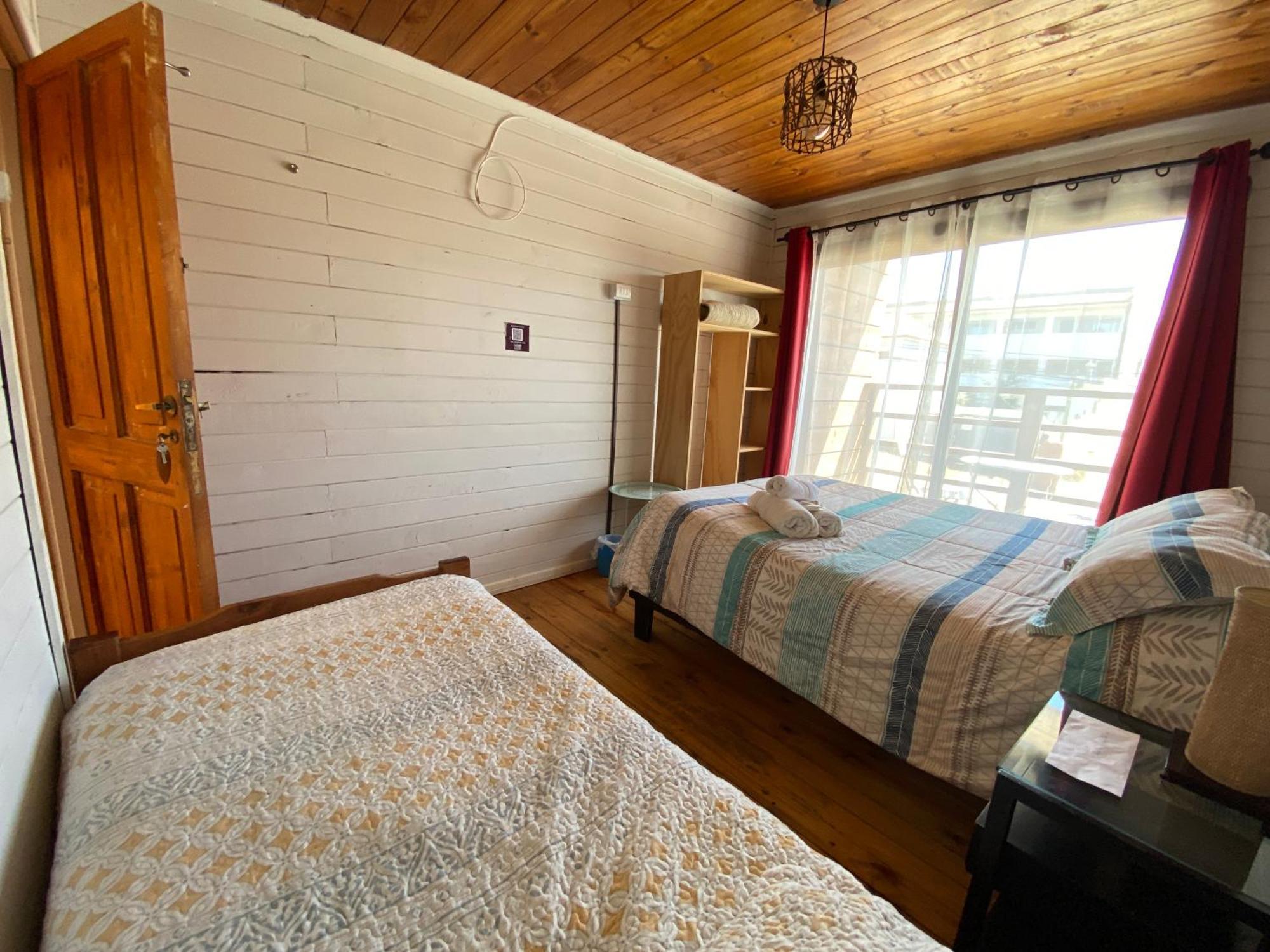 Hostel Moreno ピチレム エクステリア 写真