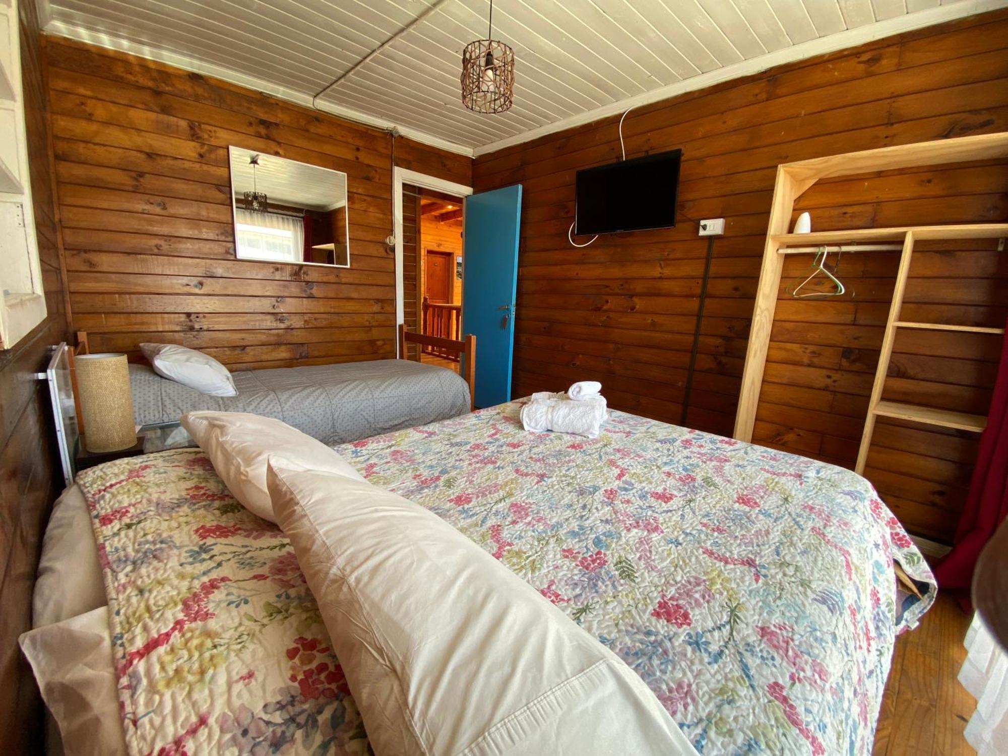 Hostel Moreno ピチレム エクステリア 写真
